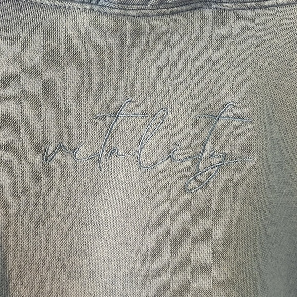 Vitality Affirmation Cropped Hoodie - Picture 2 of 3